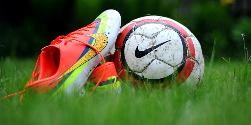 Tiền Đạo Cắm - Cùng Jun88 Khám Phá Vai Trò Và Kỹ Năng Cần Có